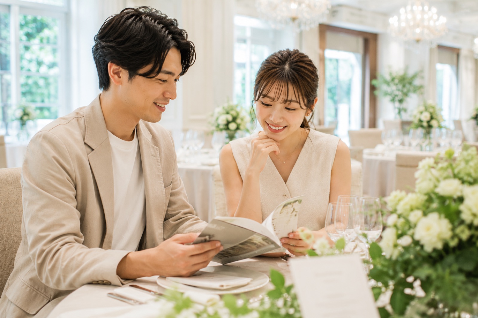 結婚式場の披露宴会場